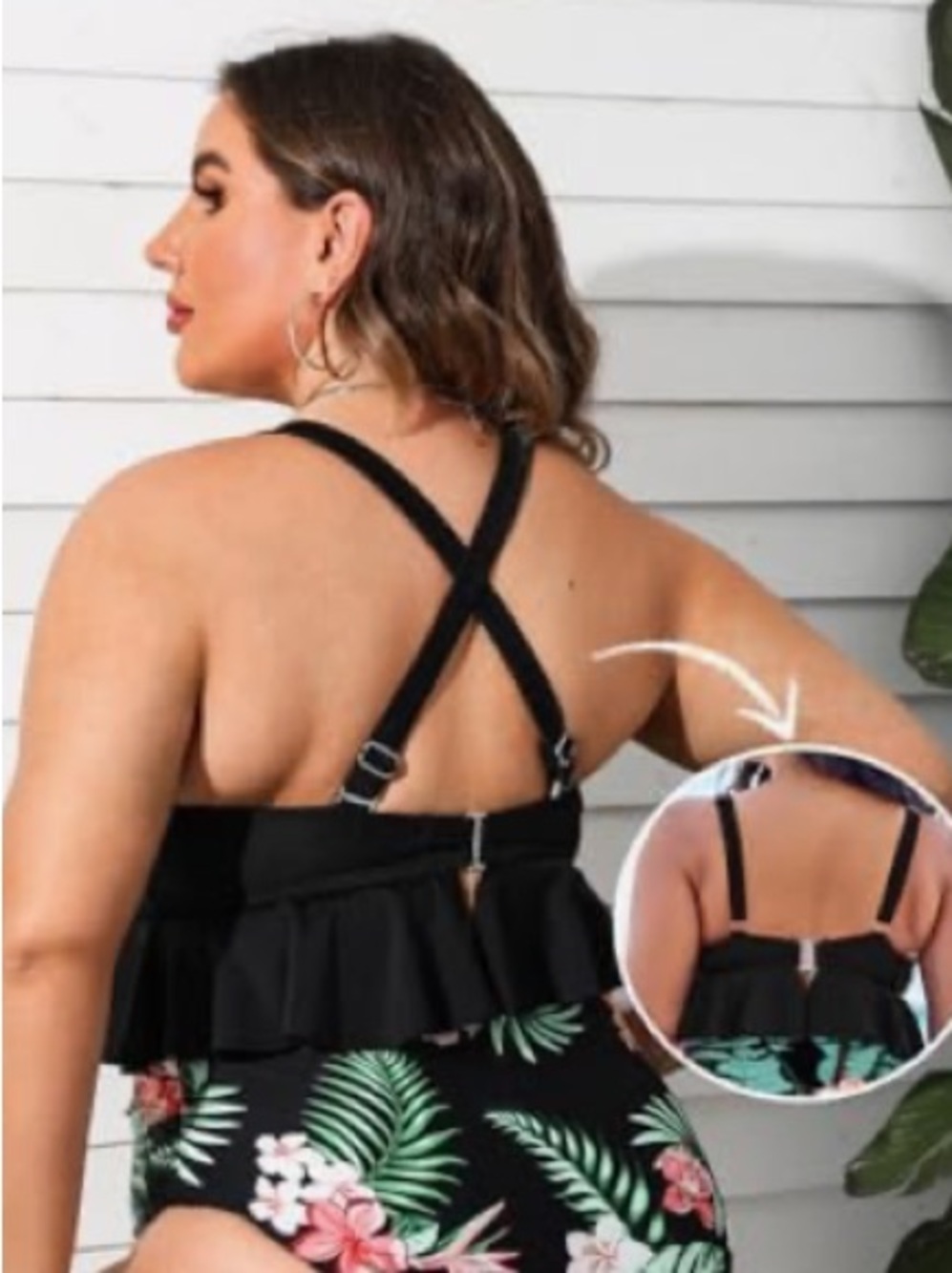 Cupshe Women's Plus Black Bikinis Top With Ruffles & Adjustable Straps .
Size 3X - Picture 12 of 12